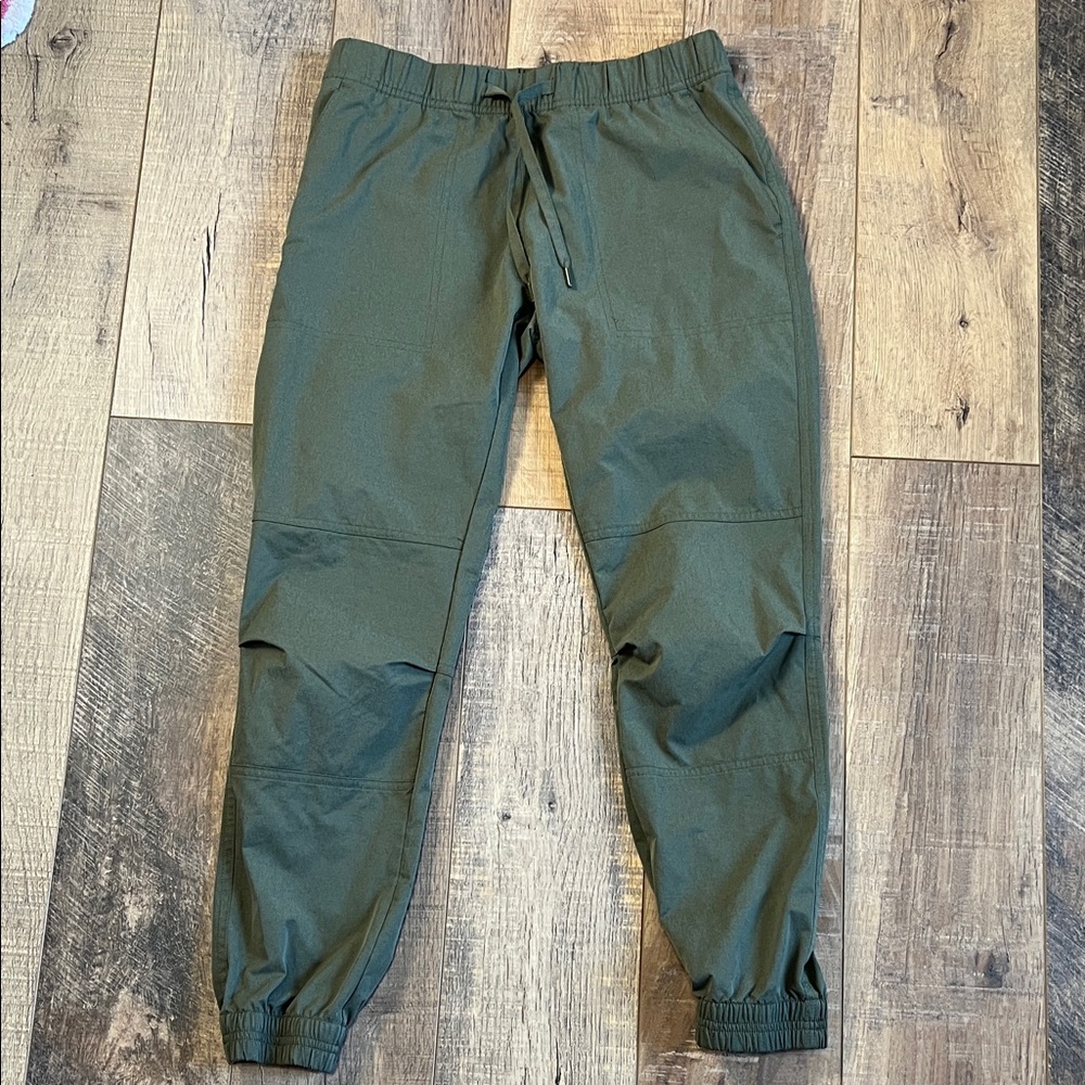 Macpac Olive Green Hiking Jogger Pants Size 10
